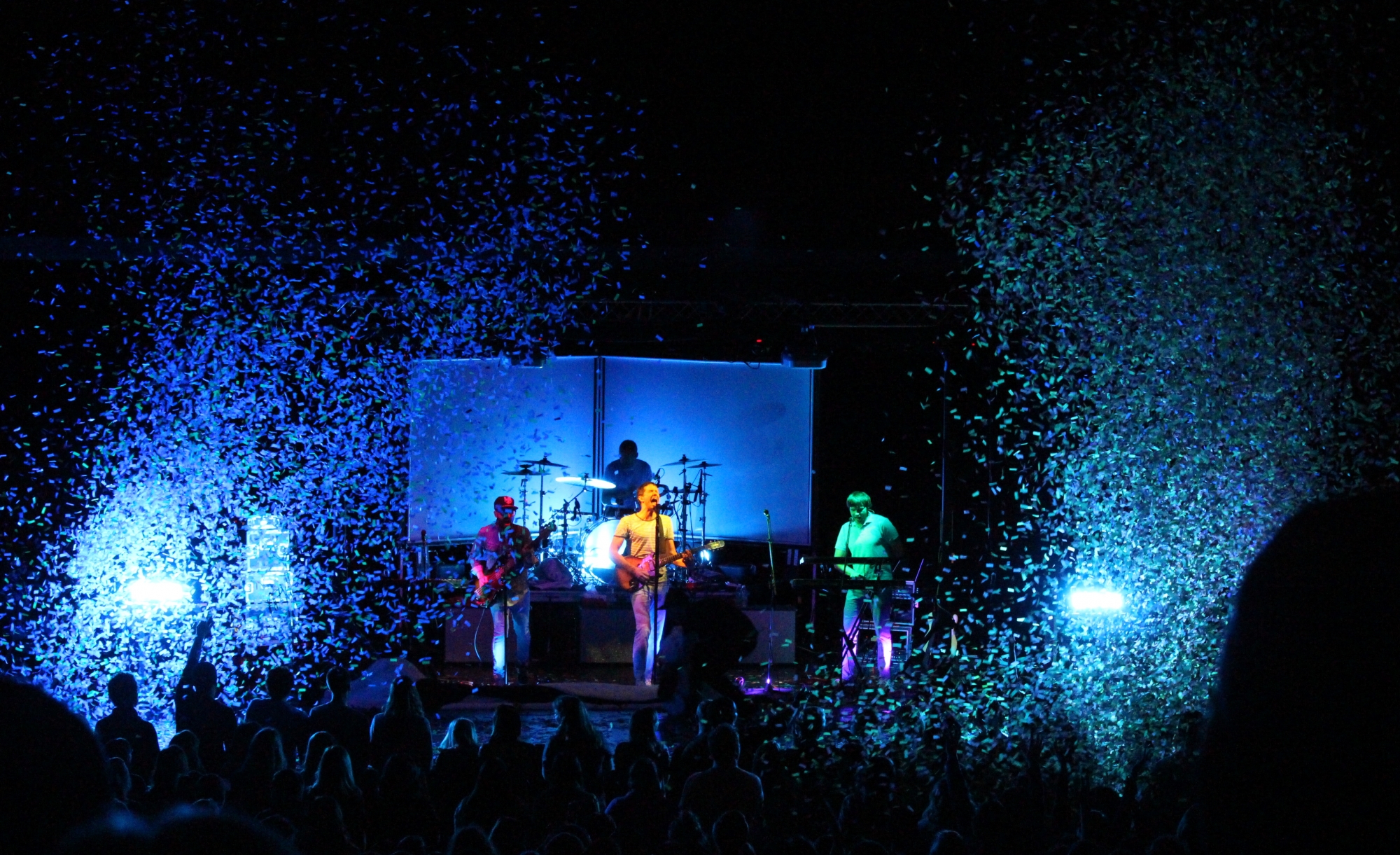 Image of confetti and a band on the lied center stage